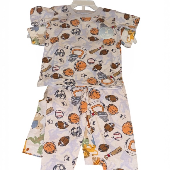Kids Sports-Themed Pajama Set - Picture 3 of 8